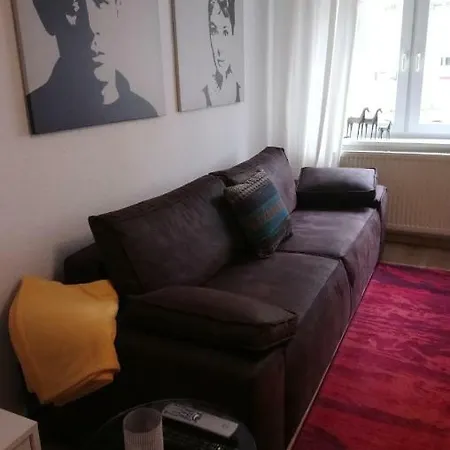Ferienwohnung In Erfurt Mit Kleinem Balkon, 2 Schlafzimmer Buitenkant foto