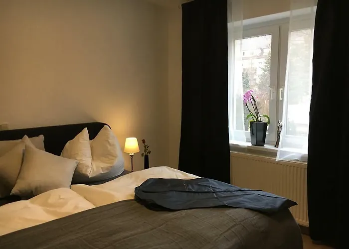 Ferienwohnung In Erfurt Mit Kleinem Balkon, 2 Schlafzimmer