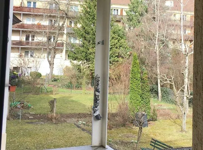 Ferienwohnung In Erfurt Mit Kleinem Balkon, 2 Schlafzimmer
