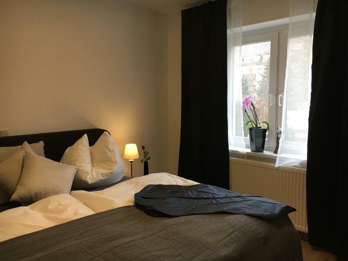 In Mit Kleinem Balkon, 2 Schlafzimmer Apartment